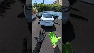 Miniature : Tesla blanche ⚪🫧 Detail intérieur Tesla #Detailing #ASMR #CarCare #AutoDetailing #CleanCar