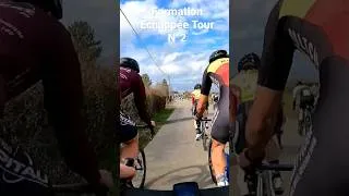 Miniature : Formation Échappée Course Cycliste Clermont