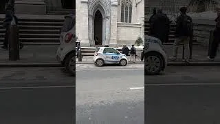 Miniature : NEW YORK CITY 'S SMALLEST POLICE CAR  :-)