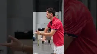 Miniature : Séance individuelle avec un R6 et un D8 #badminton