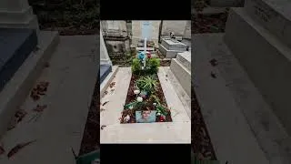 Miniature : Paris, cimetière du Père Lachaise Tommy Lefort. #perelachaise #tommylefort