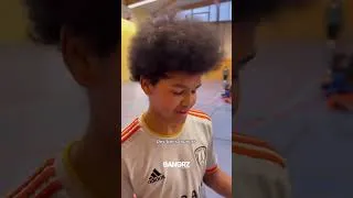 Miniature : Début 2025, @lamano1.9 et son équipe ont décidé d’offrir des cadeaux aux jeunes de leur quartier !