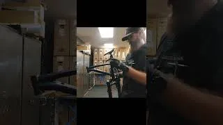 Miniature : I Love my Job!! A Trek TicketS Dreambuild .#shorts #bike #bikemechanic #trek #dreambuild #dirtjump