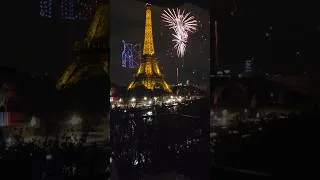 Miniature : Happy 14th july#fireworks#14julliet#feuxdartifices#eiffeltower#paris#shorts