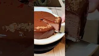 Miniature : 👑 Recette ROYAL ou TRIANON au Chocolat #RoyalChocolat #Trianon #RecetteFacile #GateauChocolat