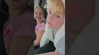 Miniature : Un vrai petit comédien ce Valou #humour #drole #papa #adorable