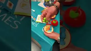 Miniature : Ceci n'est pas une pomme sans sous titre