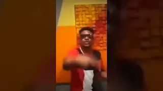 Miniature : Quand je frappe, ça dort toujours ☺️🇨🇮💥