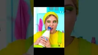 Miniature : Ma sœur a renversé tout le lait sur elle-même