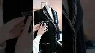 Miniature : dans les coulisses de la veste iconique du Diable s’habille en Prada #annahathaway #devilwearsprada