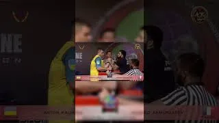 Miniature : Championnats du Monde de Bras de fer sportif 2022 : 6ème en catégorie -110 kg bras gauche