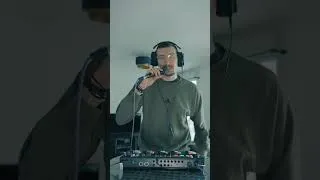 Miniature : This song was made for catwalking