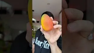 Miniature : On teste les trompe-l’œil les plus fous de Montréal 🥭🍓🍋