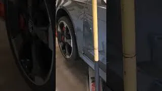 Miniature : AUDI RS3 tresse échappement cassé