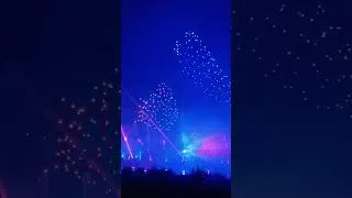 Miniature : Disney La Reine des Neiges : spectacle magique avec drones !