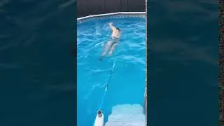 Miniature : Natation avec élastique