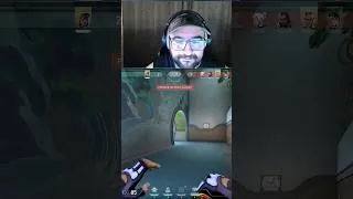Miniature : Clove : Elle utilise son ulti. Je pars en sprint. 🏃💨 | #chakk59 sur #Twitch #valorant #fps #humour