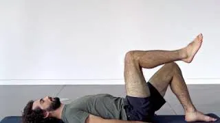 Miniature : Exercice des hanches : cercles de jambes.