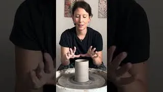 Miniature : Resserrer les parois d’un cylindre #poterie #ceramic #pottery