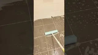 Miniature : Transformation salle de bain partie 1 !!! Ensuite retrait plinthe et transformation des murs 🚧⚠️