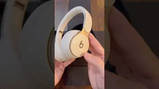 Miniature : Beats Solo Pro : toujours une bombe en 2026 #BeatsByDre #SoundQuality #MusicLovers #CasqueAudio