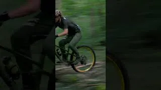 Miniature : TEASER - 8 848 m de dénivelé en VTT d'Enduro