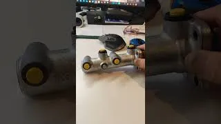Miniature : J5 .  C25 . Remplacement maître cylindre pour turbo diesel