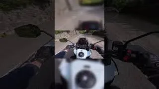 Miniature : Specs vs. Feeling : Qu'est-ce qui compte vraiment sur une moto ?