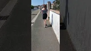 Miniature : POV QUAND TU TE RETROUVE EN CHAUSSETTE 🤣🤣