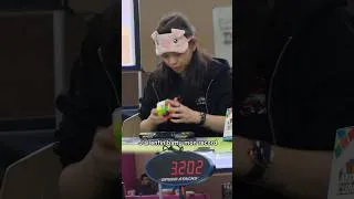 Miniature : J'ai battu mon record de Rubik's Cube à l'aveugle !