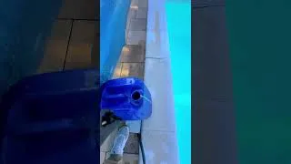 Miniature : Dieses Wasser war belastet 😳🧪 #poolreinigung #poolcleaning #pooltransformation #pool #poolexperte