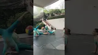 Miniature : El Circo de los Niños en la fiesta nacional de Québec en México