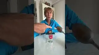 Miniature : JE FAIS UN TOUR DE MAGIE À MA MÈRE  il est incroyable  #magie #tourdemagie #magic