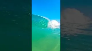 Miniature : Première vague de la matinée 🌊 #surf #waves #lacanau