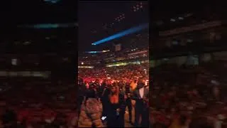 Miniature : CONCERT FALLY IPUPA  ARENA PLEIN À CRAQUER SANS BOKETSHOU 1er