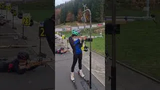 Miniature : stage des vacances de la Toussaint 2015 tir à 10m.  Mise en place d'une épreuve biatlison en clôture