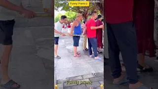 Miniature : funny pranks 🤣😂#funny #prank #shorts #usashorts #treanding #viral