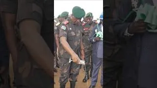 Miniature : le gouverneur de l’ituri a inauguré  deux usines à Bunia.