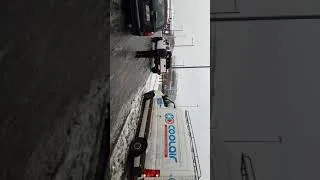 Miniature : Dépannage avec le hummer de mon ami garagiste.