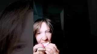 Miniature : Asmr Fr : Dégustation Chocolat blanc et Amandes
