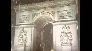 Miniature : L'arc de triomphe sous la neige