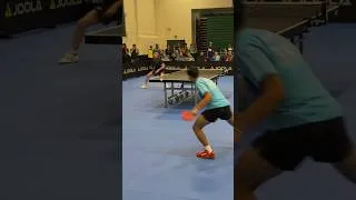 Miniature : Il a joué aussi fort de la main gauche que de la main droite ! Regarder la vidéo complète!