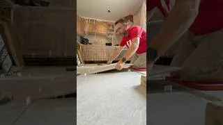 Miniature : Pose carrelage au Pavilift