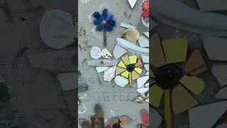 Miniature : Art et récupération: Je mets une balle de ping pong écrasée dans une mosaïque