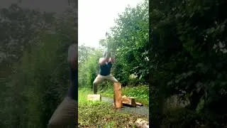 Miniature : C’est le moment de rentrer son bois et ça défoule!