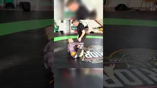 Miniature : Transition Shin to Shin - One leg - x garde + attaque en clé de cheville
