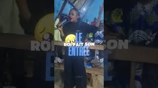 Miniature : Le Roi fait son entrée