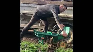 Miniature : Autonomie en chauffage et en eau chaude par le débitage d’arbres morts #nature #autonomie