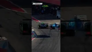 Miniature : PIT LANE CHAOS! LMP2 Narrowly Avoids a Crash! 😱