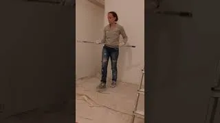 Miniature : 🛏️ Épisode 10 — Enduire et peindre la chambre  #travaux #renovation #peinture #bricolage